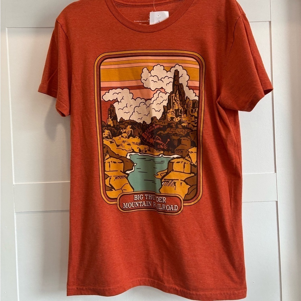 Disney Parks big thunder mountain railroad shirt size M